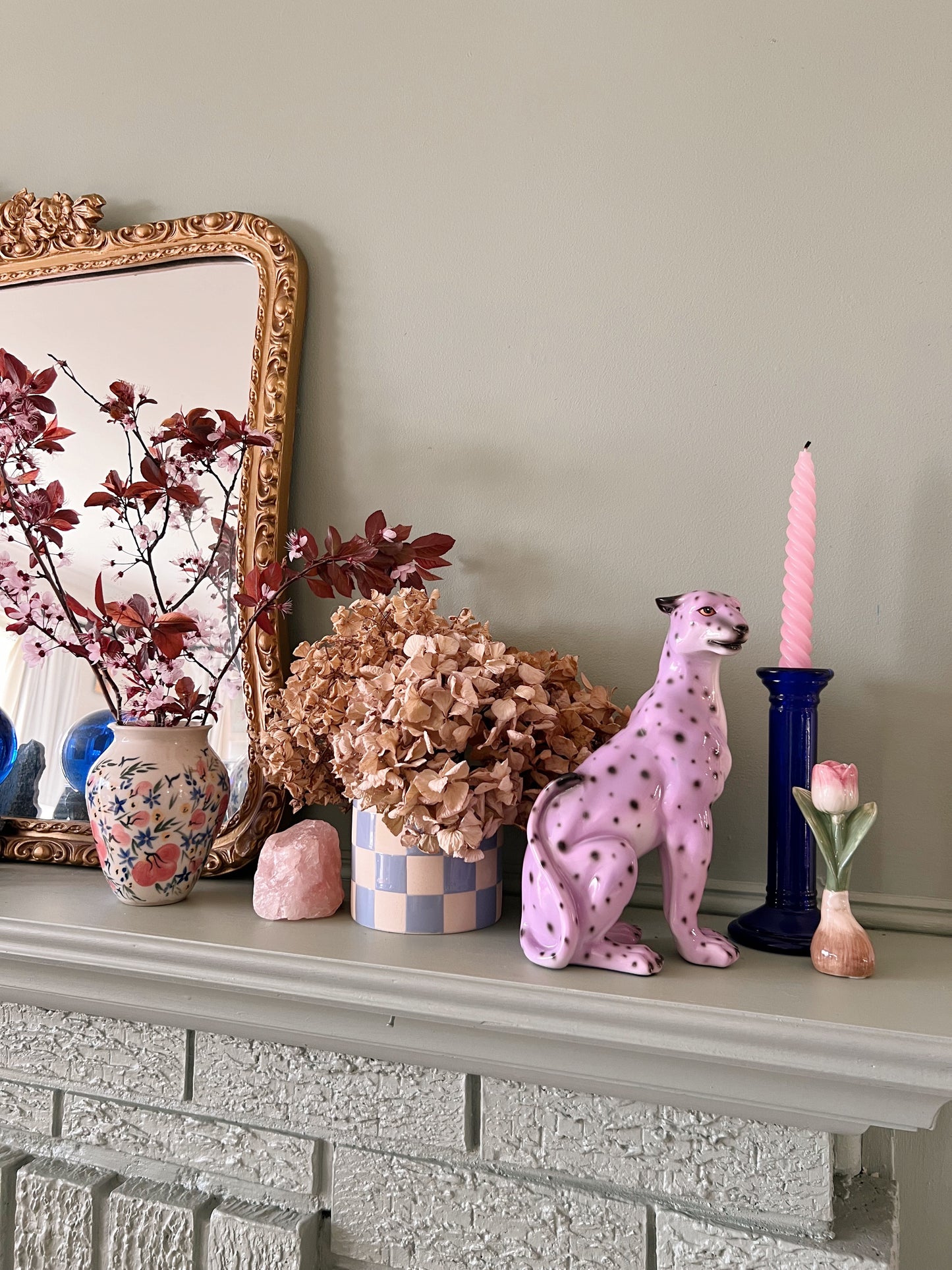 Lily the Lilac Leopard Statue