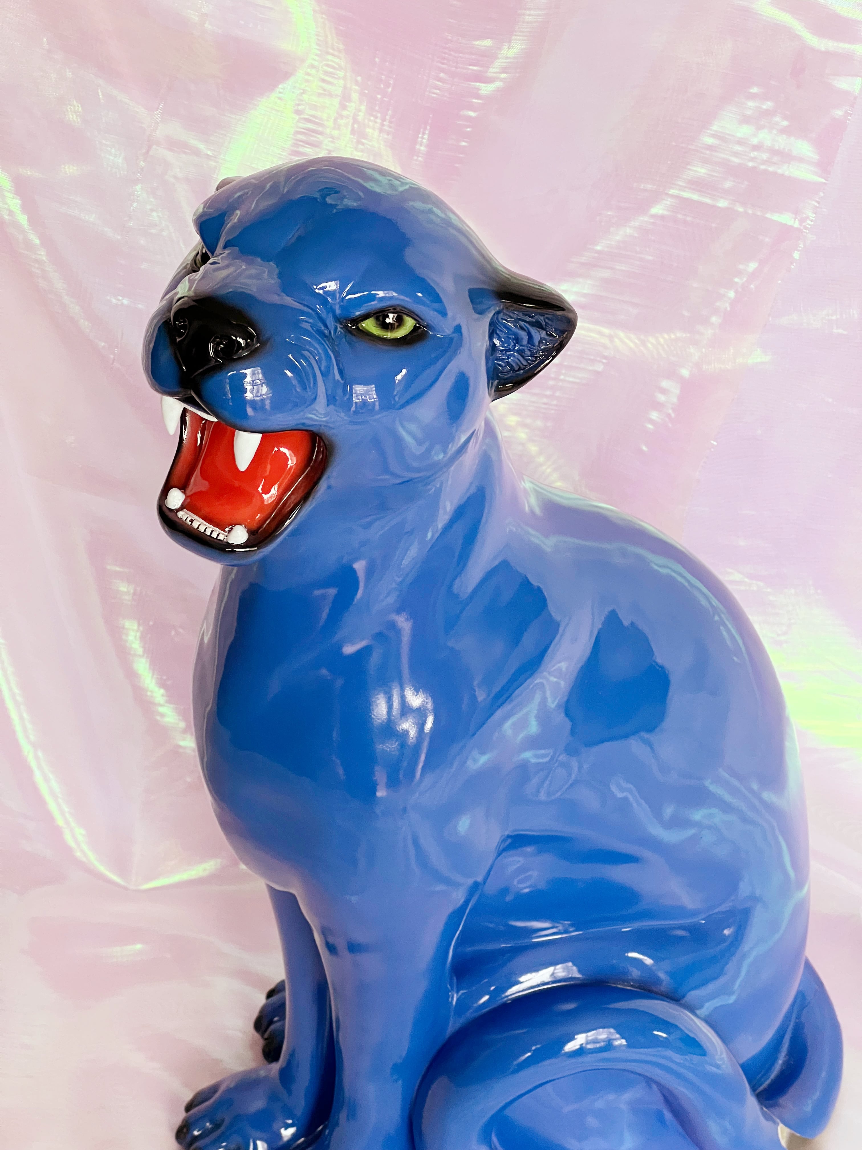 blue panther statue