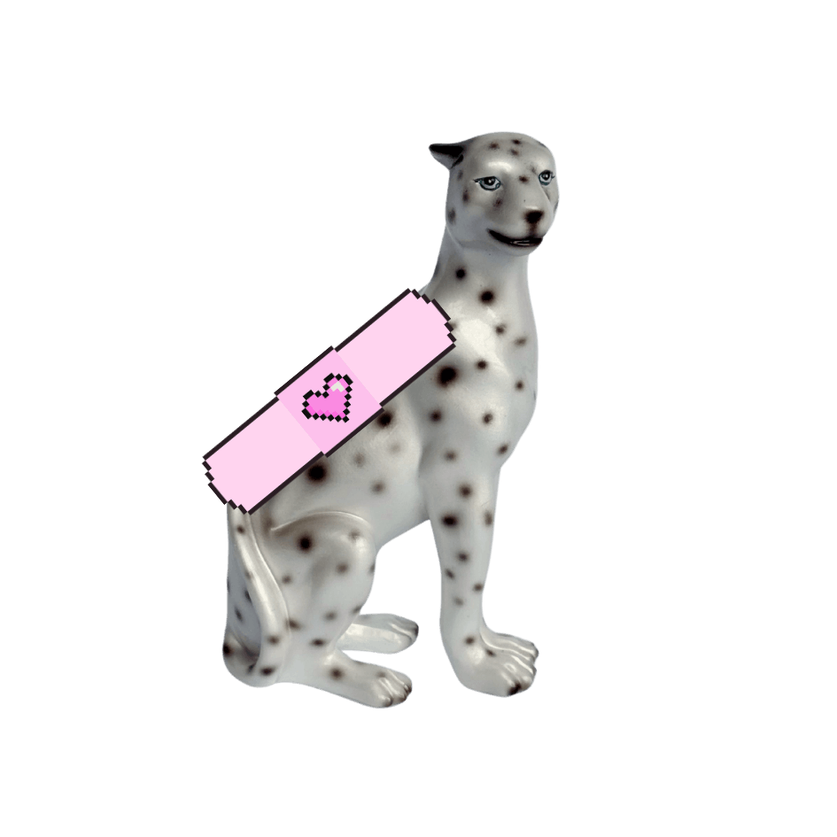 Flawed Pearl the Mini Pearlescent Leopard Statue