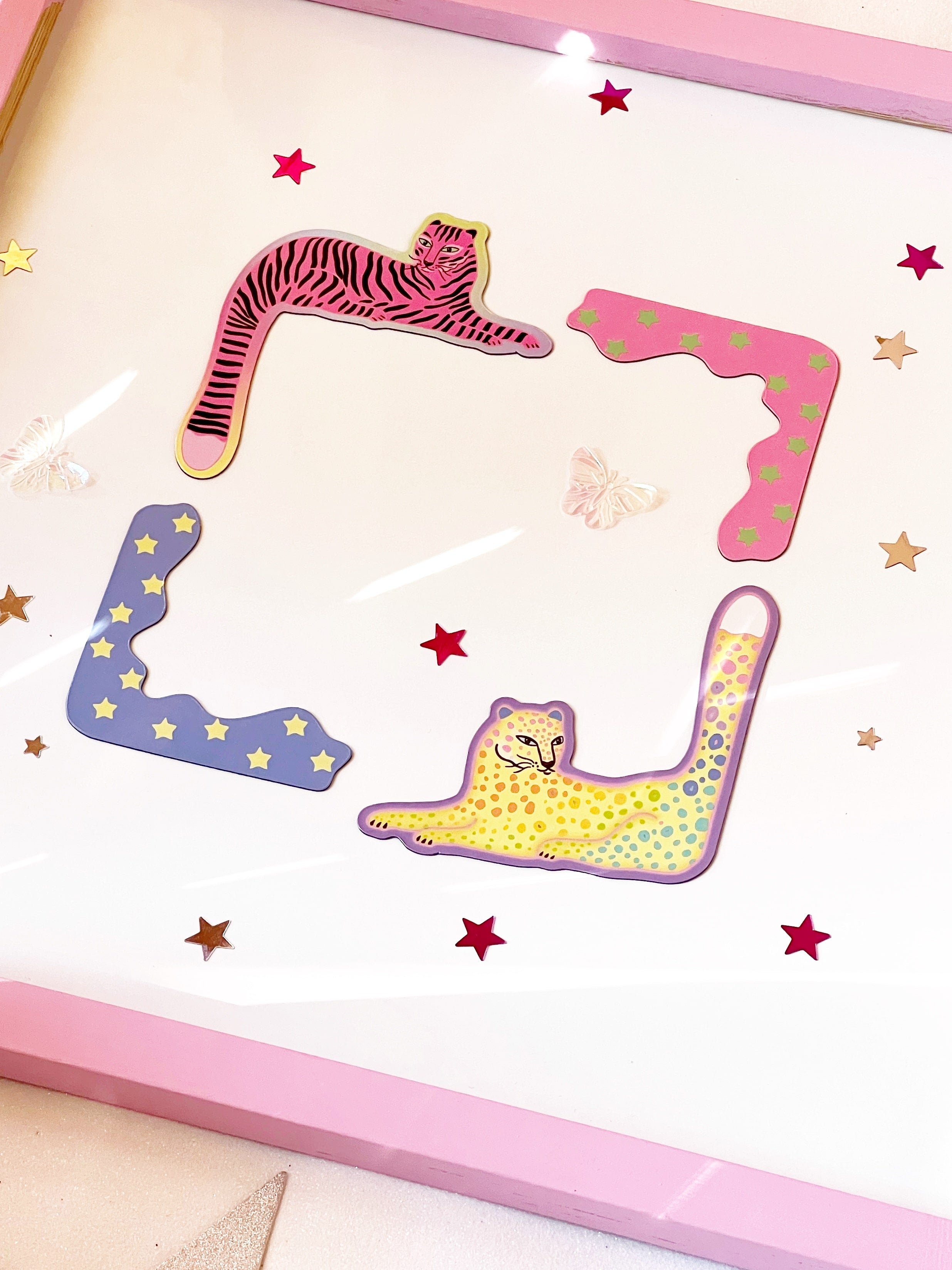 Corner Frame Cats & Stars Magnet Set