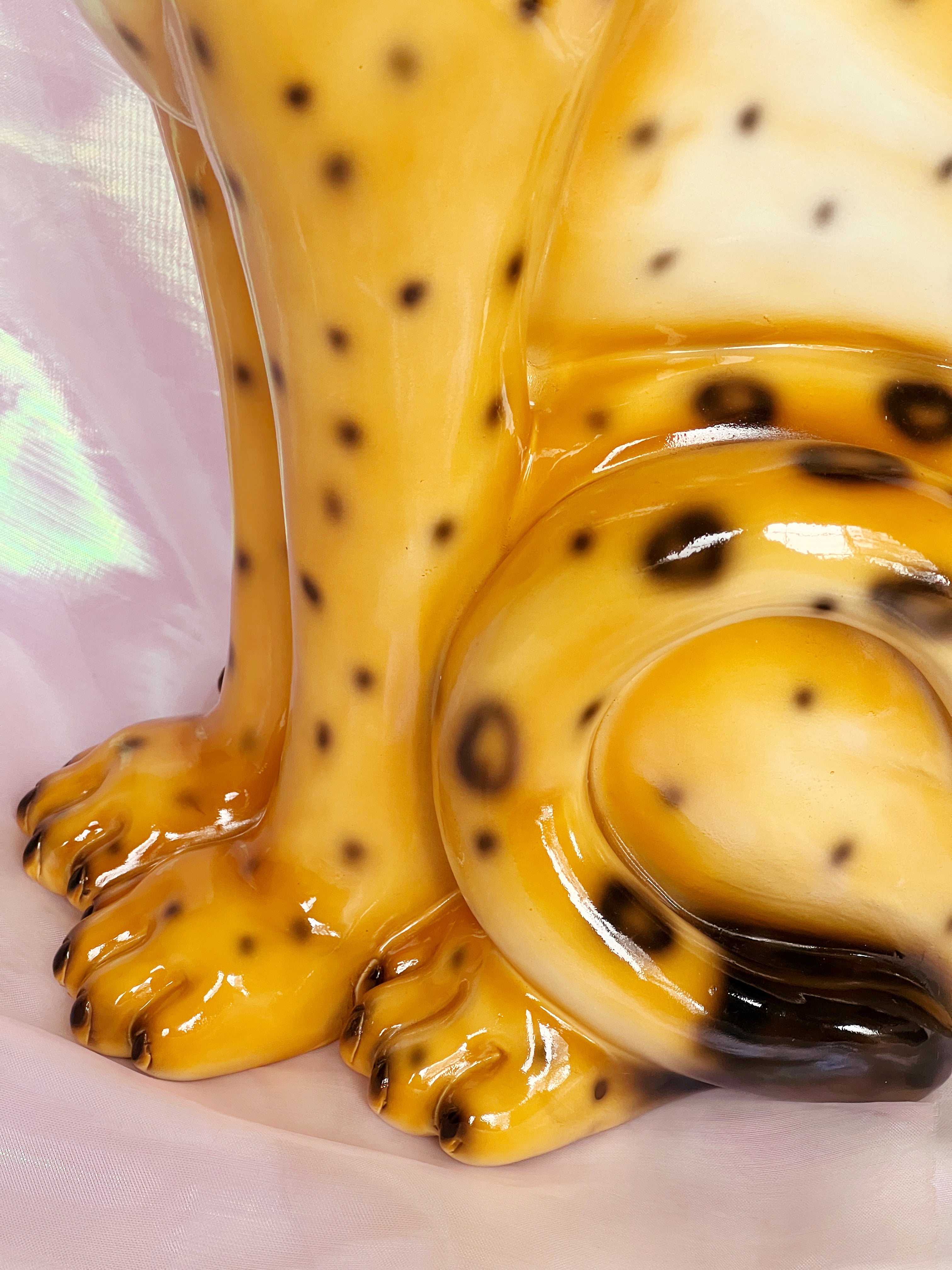 natural leopard statue