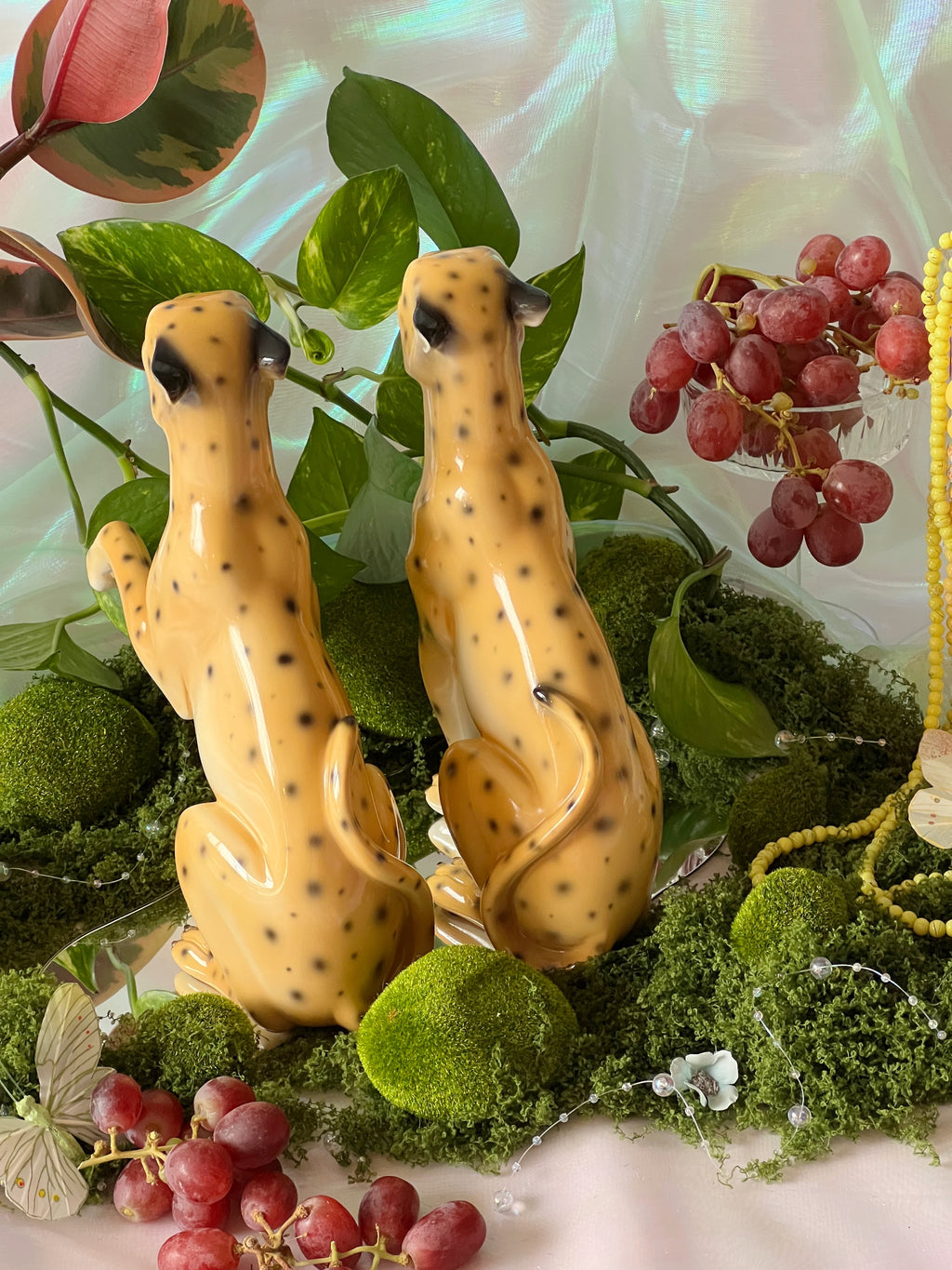 matching leopard statues