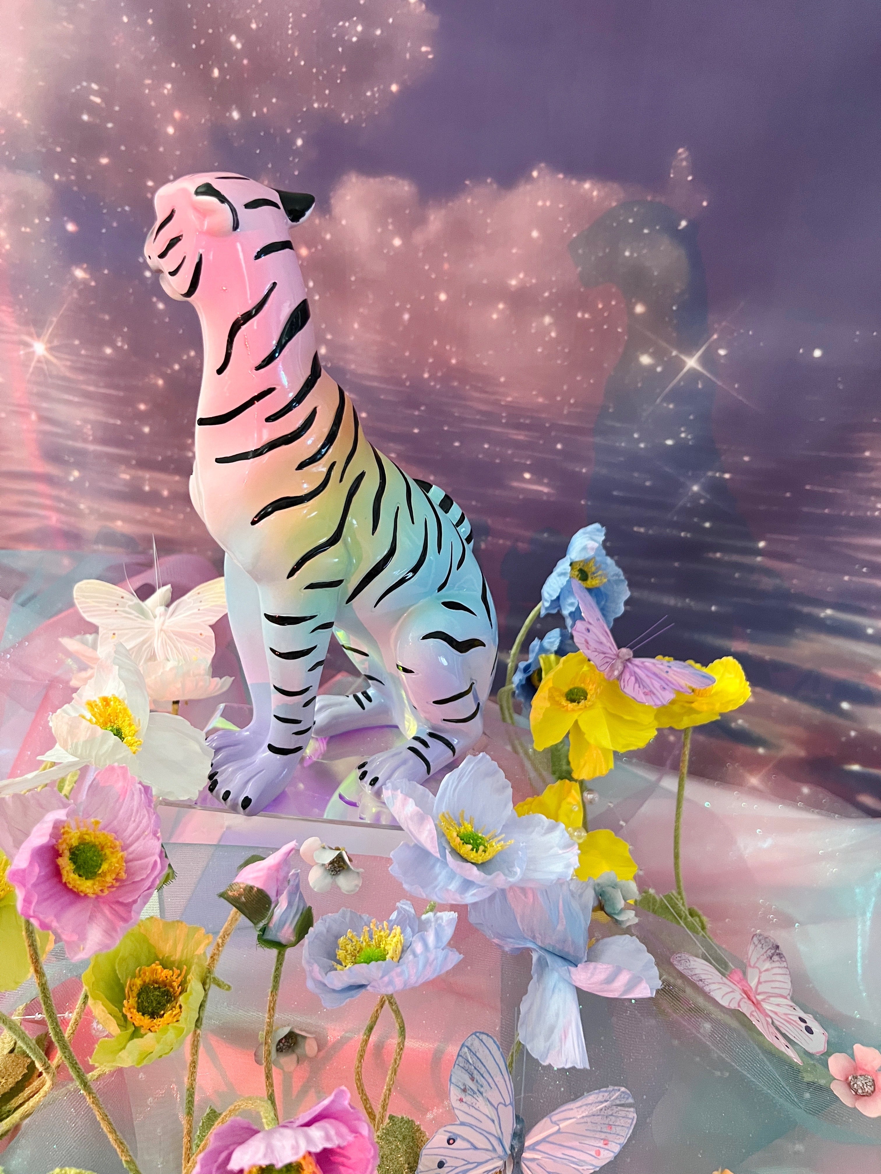 rainbow tiger statue